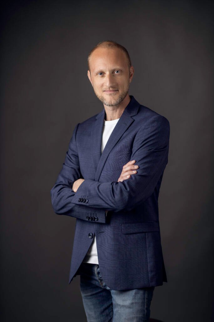 simon caporossi
